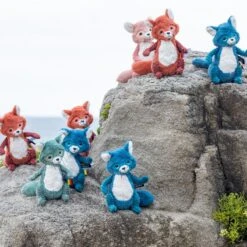 Les Déglingos - Les Ptipotos - Netoitou Le Raton Laveur Bleu - Peluche 27 Cm -Magasin De Jouets les20deglingos2020les20ptipotos2020netoitou20raton20laveur20bleu2020peluche202720cm 3