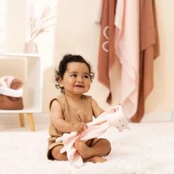 Nattou - Susie Et Bonnie - Grand Doudou Lange Hippopotame Rose 30 Cm -Magasin De Jouets susie20et20bonnie2020grand20lange20hippopotame20rose203020cm 2