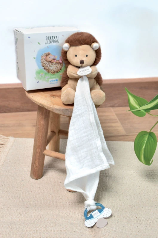 Doudou Et Compagnie - UNICEF - Doudou Lange Hérisson 4 Doudou Et Compagnie - UNICEF - Doudou Lange Hérisson – Image 2